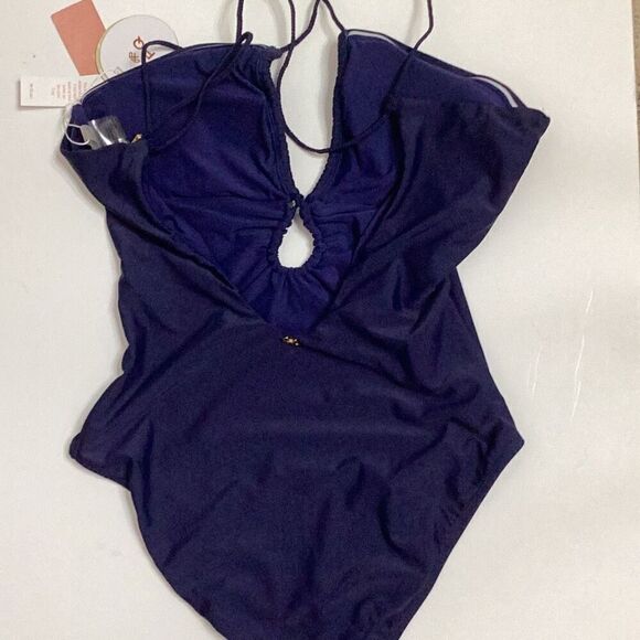 New. Pilyq navy plunge one piece. Small retails $154 - Picture 11 of 11